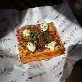 Slice House - Angeleno pizza - Pizza Near Me - Ventura, California Slice House - Angeleno pizza - Pizza Near Me - Ventura, California