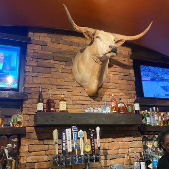 LongHorn Steakhouse - Bar Area - Steakhouses Near Me - Austell, Georgia LongHorn Steakhouse - Bar Area - Steakhouses Near Me - Austell, Georgia