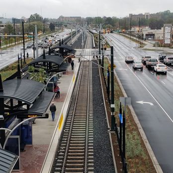 LYNX JW Clay Blvd Station - Tracks Southbound towards Uptown/CTC Station - Metro Stations Near Me - Charlotte, North Carolina LYNX JW Clay Blvd Station - Tracks Southbound towards Uptown/CTC Station - Metro Stations Near Me - Charlotte, North Carolina