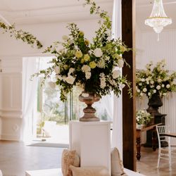 Supposey Weddings - Lounger in the Ballroom