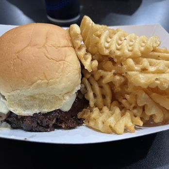 Smash'd Burger Bar - Aristocrat Burger - Burgers Near Me - Indianapolis, Indiana Smash'd Burger Bar - Aristocrat Burger - Burgers Near Me - Indianapolis, Indiana