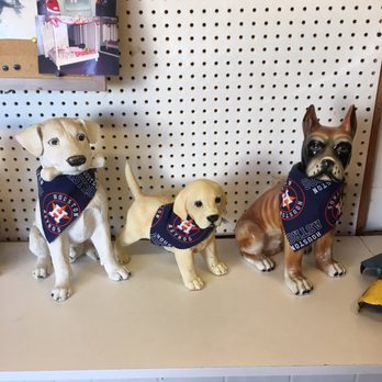 Evelyn's Pet Grooming - Astro Bandannas now available!! - Pet Groomers Near Me - Highlands, Texas Evelyn's Pet Grooming - Astro Bandannas now available!! - Pet Groomers Near Me - Highlands, Texas