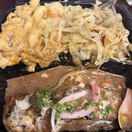 Jerk salmon, Mac, cabbage Jerk salmon, Mac, cabbage
