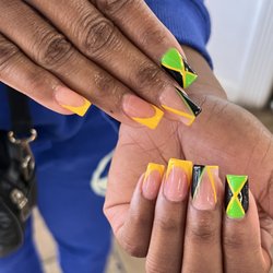 French Nails & Spa - Mableton