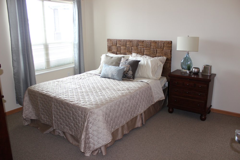 ESPRIT WHISPERING RIDGE ASSISTED LIVING AND MEMORY CARE 10 Photos