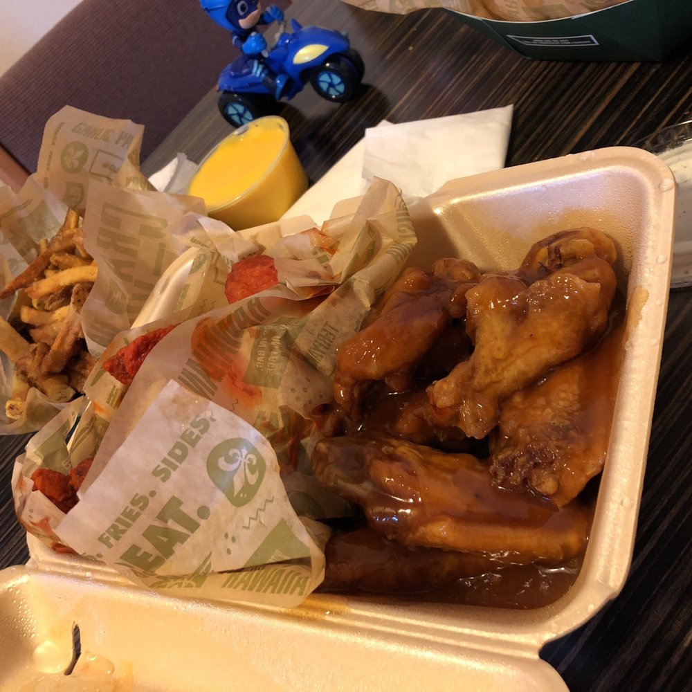 Wingstop - Chicken Wings Near Me - Hesperia, California