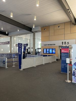 Bradley International Airport by null