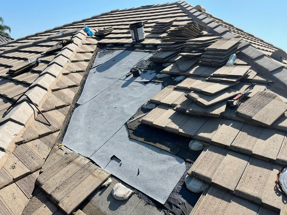 Slide of S & R Roofing Services LLC