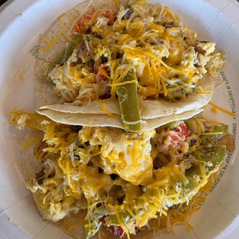 Beachin’ Biscuits - Sunrise tacos - Breakfast & Brunch Near Me - Pismo Beach, California