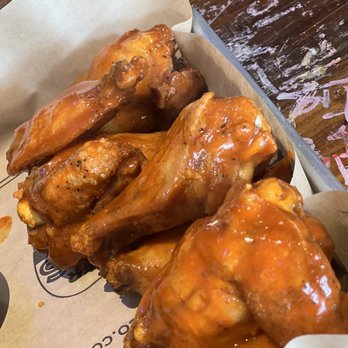 Wing Boss - Buffalo wings! - Food Delivery Services Near Me - Addison, Texas