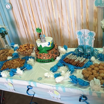 Tiara Cakes - Bakeries Near Me - Houston, Texas Tiara Cakes - Bakeries Near Me - Houston, Texas