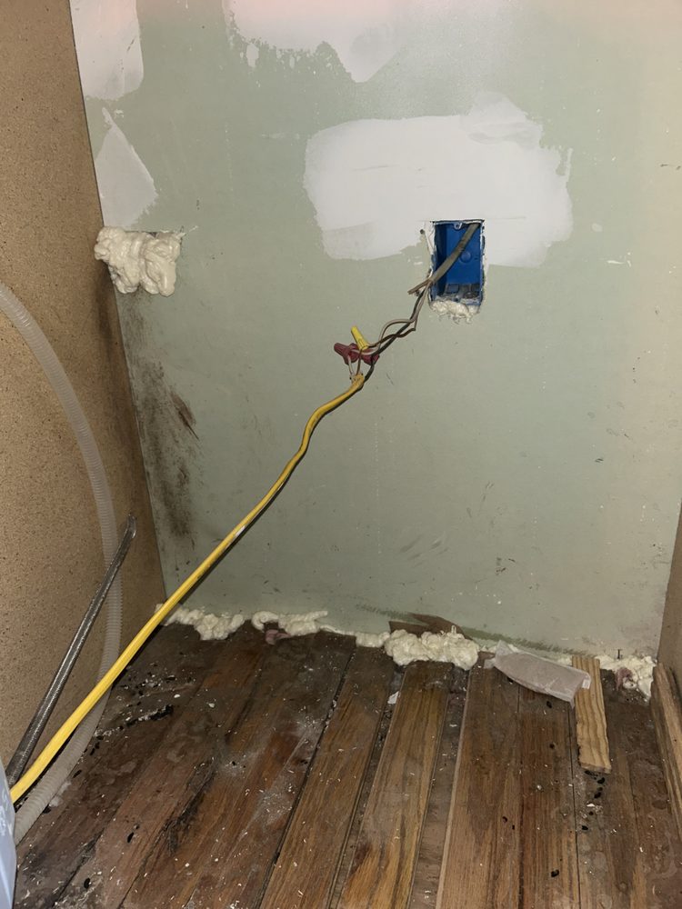 Slide of Elders Construction