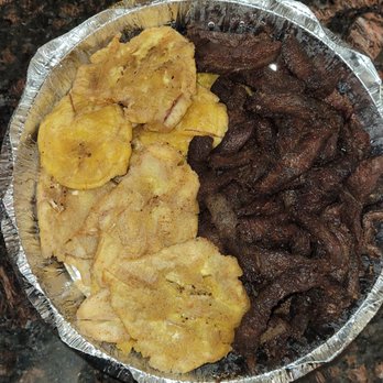 Shirleyn Mini Market - Steak con tostones - American Near Me - The Bronx, New York