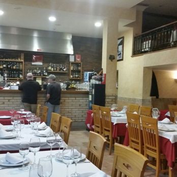 Restaurante Cacho d'Oiro - Bar and restaurant - Portuguese Near Me - Peso da Régua, 17