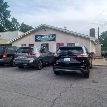 Classic Burger and BBQ - Barbeque Near Me - Bessemer, Alabama