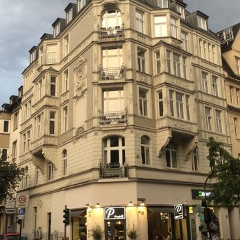 Piccola - Pizza Near Me - Cologne, NW