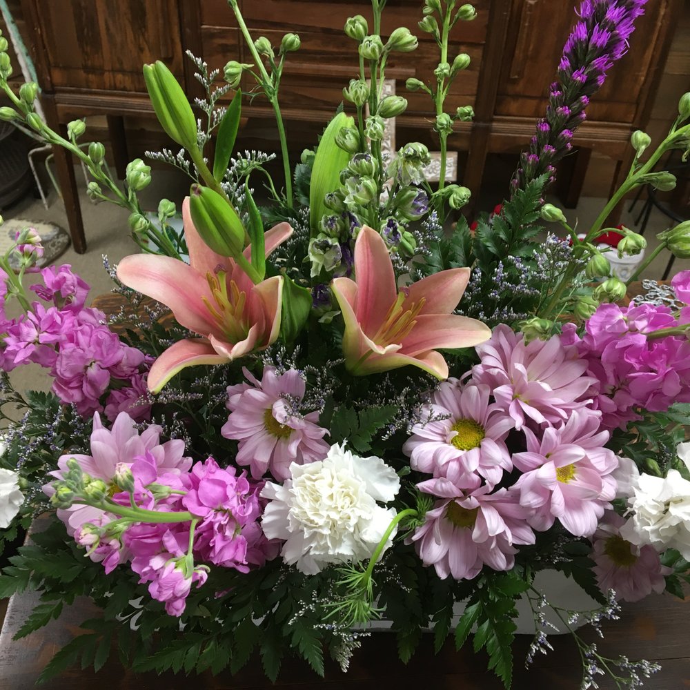 Akard Florist - Garden style - Florists Near Me - Woodward, Oklahoma