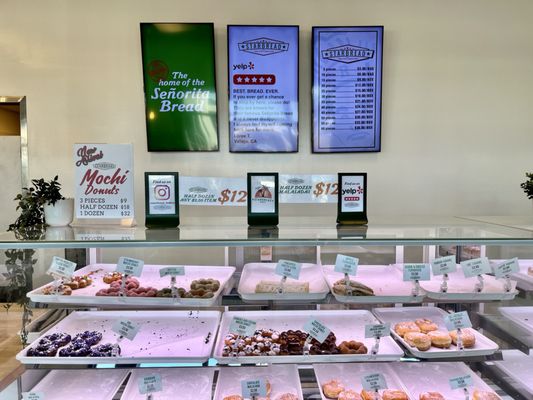 Starbread Bakery by null