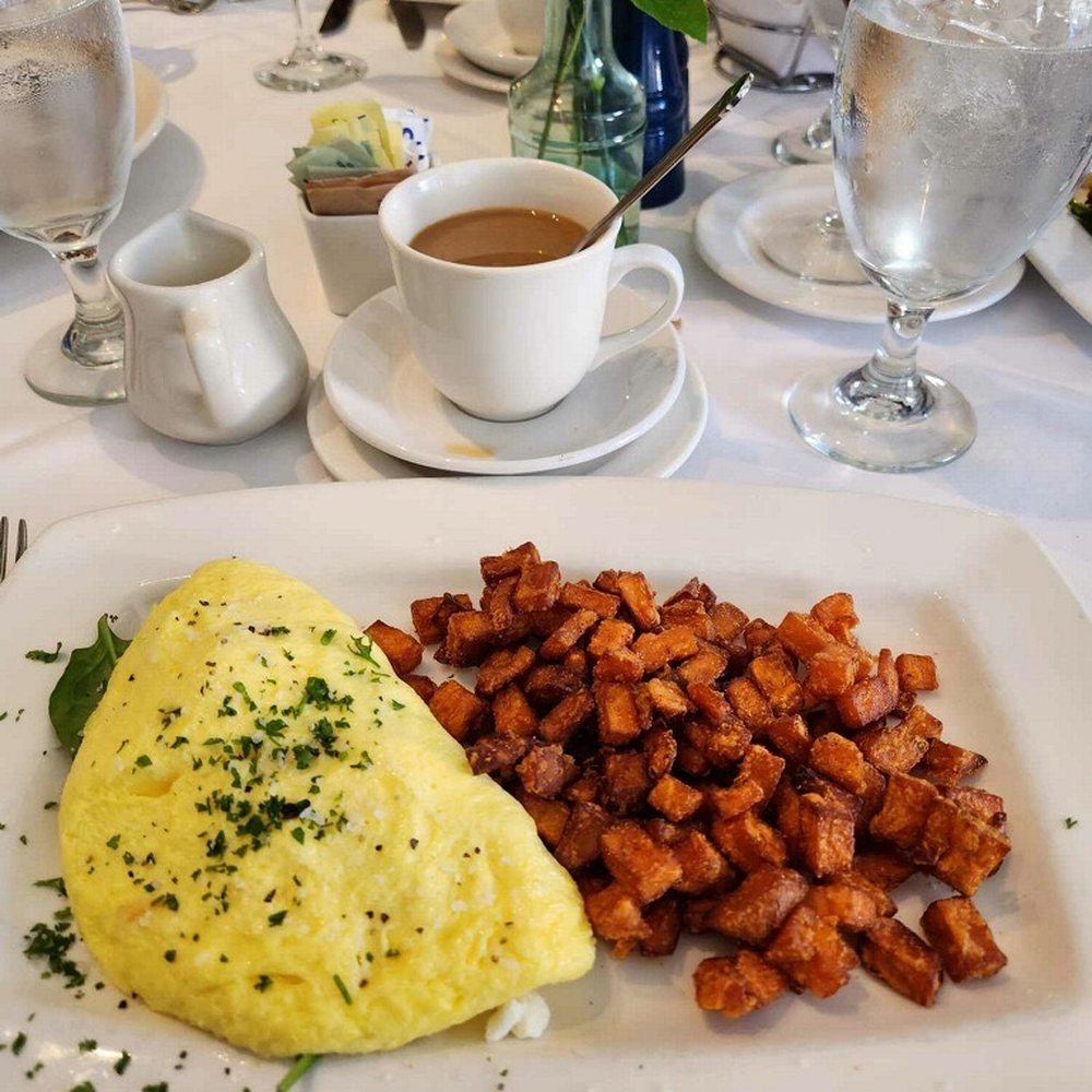 High Cotton - Omelette - Cocktail Bars Near Me - Charleston, South Carolina
