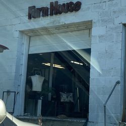 Farmhouse Art and Junktiques - Front