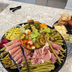 Crave 231 - Platters to go