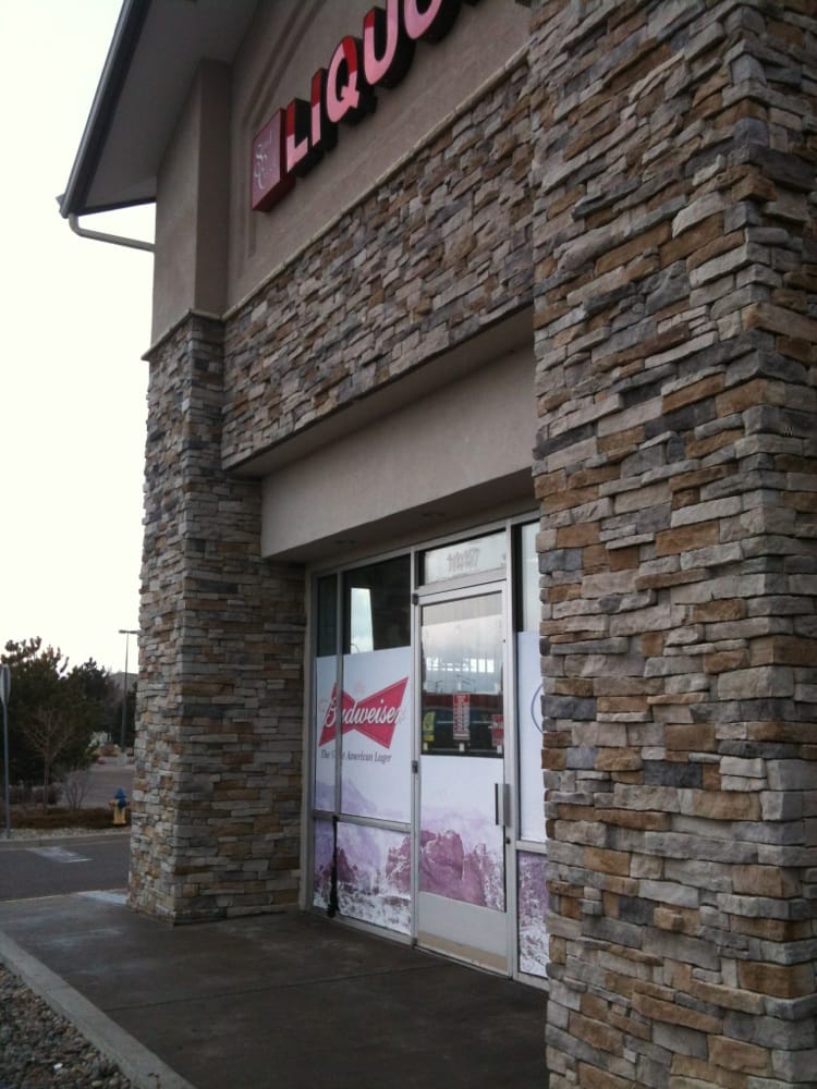 SAND CREEK LIQUORS Updated August 2024 11 Reviews 1447 S Murray