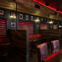 Santino's Little Italy - Interior