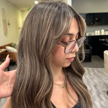 Em Hair Studio - After custom revamp with Vanessa! Healthy & beautiful - Hair Salons Near Me - Arcadia, California