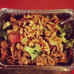 Fortune Garden - Chicken with garlic sauce!