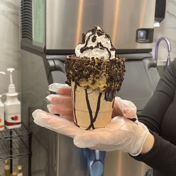 Badazz Boba and Shakes - Ta Da! (We asked that the leave off the Snickers Ice Cream bar!) - Ice Cream & Frozen Yogurt Near Me - Surprise, Arizona