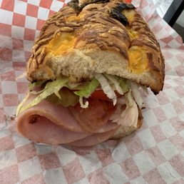 Beach Club on Jalapeño Cheddar Beach Club on Jalapeño Cheddar
