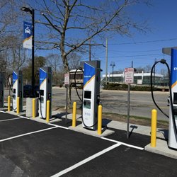EVolve - Six BTC chargers
