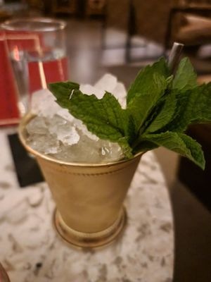 Nocturno cocktail bar by null