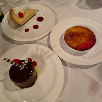 Buckhead's - Chocolate Godiva Cake, Ley Lime Pie, Crème Brûlée - Steakhouses Near Me - Richmond, Virginia