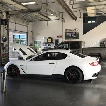 Checker Flag - Sweet Maserati!!! - Oil Change Stations Near Me - Lehi, Utah
