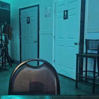Arbor Sub & Pub - Inside the restaurant - Pizza Near Me - Chesapeake, Virginia