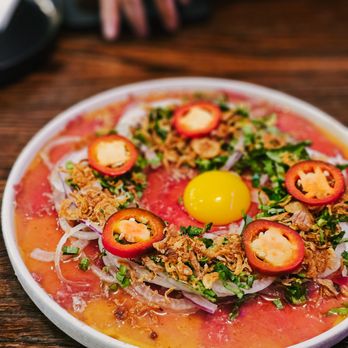 HEM Kitchen And Bar - Bò Tái Me - Vietnamese Near Me - Houston, Texas