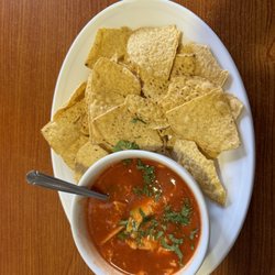 KB's - McCall - Tortilla soup and chips