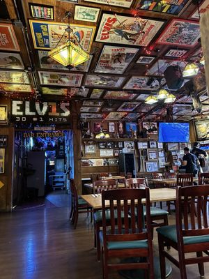 Azteca Restaurant & Lounge by null