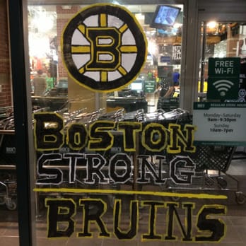DICK'S Sporting Goods - Go Bruins! - Sports Wear Near Me - Natick, Massachusetts