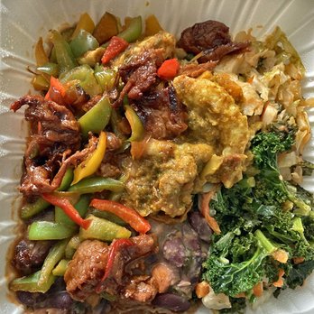 Ital Vital - Large size - callaloo, sauteed cabbage, ital kidney beans stew, stir-fried vegetables, vegan shrimps, plant-based BBQ spareribs - Caribbean Near Me - Scarborough, Ontario