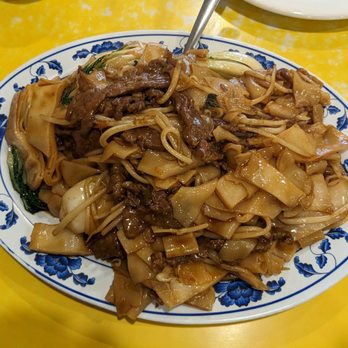 Shan Dong - Beef Chow Fun - Chinese Near Me - Oakland, California Shan Dong - Beef Chow Fun - Chinese Near Me - Oakland, California