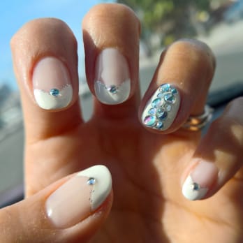 The Valley Nail Bar - Mani gel and rhinestones by Lily. - Waxing Near Me - Campbell, California