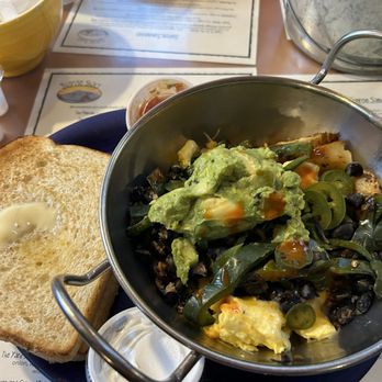 The Sunrise Shack - Los Huevos Rancheros Bowl - Breakfast & Brunch Near Me - Glen, New Hampshire