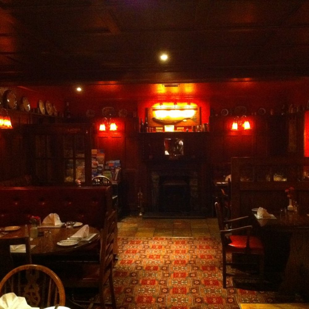 Cawdor Tavern - British Near Me - Nairn, HLD