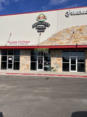 Abuelita’s Bakery Spot by null