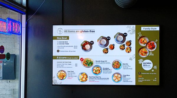 Phaya Thai Express by null