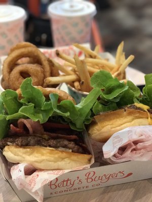 Betty's Burgers by null