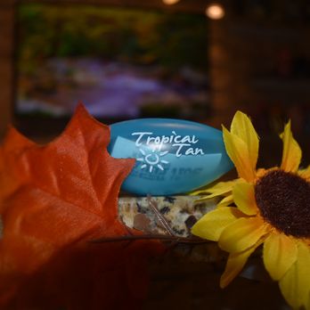 Tropical Tan - Soft Podz - Spray Tanning Near Me - Kenosha, Wisconsin Tropical Tan - Soft Podz - Spray Tanning Near Me - Kenosha, Wisconsin