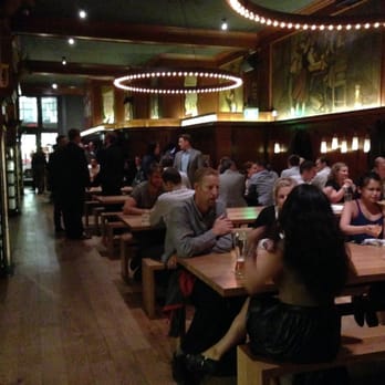 Schroeder's - Bar area - Pubs Near Me - San Francisco, California